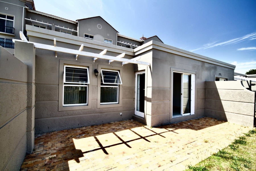 2 Bedroom Property for Sale in Century City Western Cape